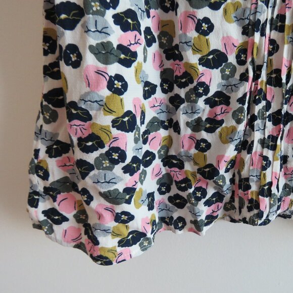BODEN Hotchpotch Pintuck Shift Dress Floral Poppy Meadow Feminine Boho Size US 6 - Picture 8 of 15